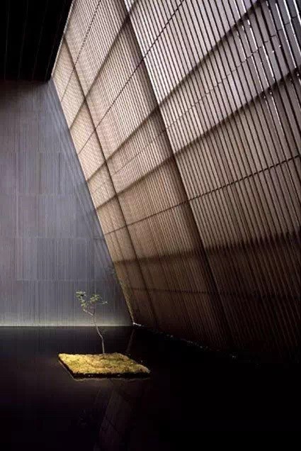 物勒工名，以考其诚，功有不当，必行其罪